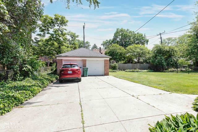 814 Harcourt Road, Grosse Pointe Park, MI 48230
