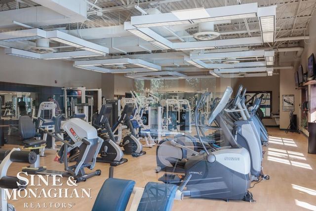 814 Harcourt Road, Grosse Pointe Park, MI 48230