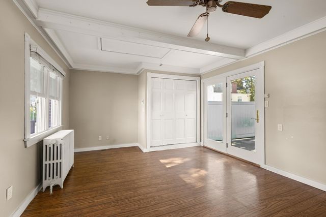 19 Highland St, Gloucester, MA 01930