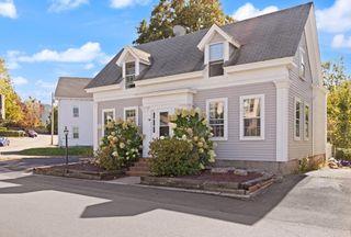 19 Highland St, Gloucester, MA 01930