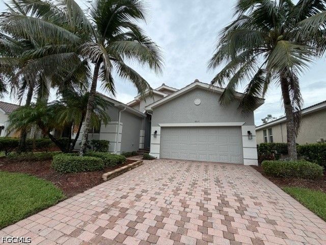 8610 SUMNER AVE, Fort Myers, FL 33908