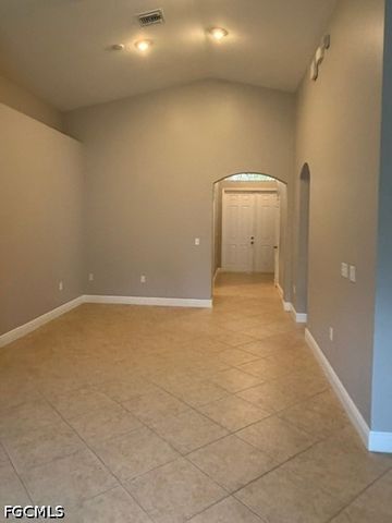 8610 SUMNER AVE, Fort Myers, FL 33908