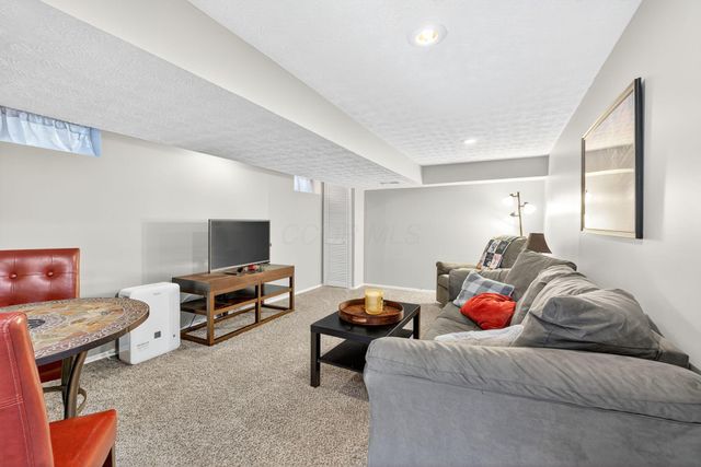 1223 Tranquil Drive, Columbus, OH 43085