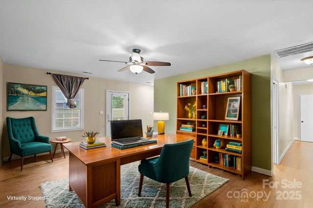 1626 S Wendover Road, Charlotte, NC 28211