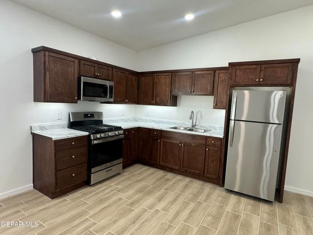 13051 HARNOSE Drive, El Paso, TX 79928