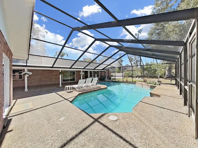 2921 CHELSEA WOODS DRIVE, Valrico, FL 33596