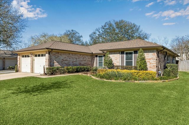 3202 Sand Reef Lane, League City, TX 77573