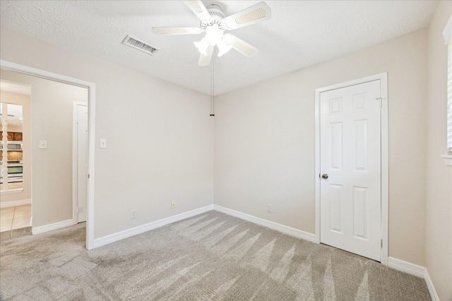 3202 Sand Reef Lane, League City, TX 77573