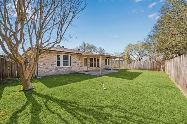 3202 Sand Reef Lane, League City, TX 77573