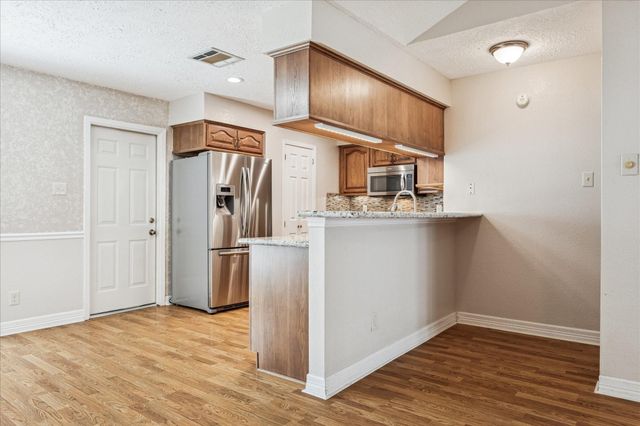 3202 Sand Reef Lane, League City, TX 77573