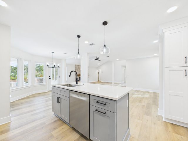 211 E Dominica Circle, Niceville, FL 32578