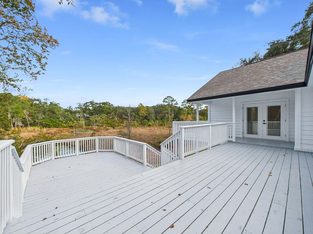 211 E Dominica Circle, Niceville, FL 32578