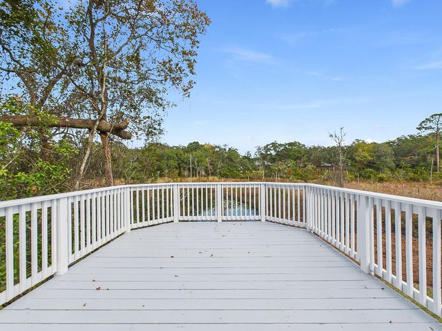 211 E Dominica Circle, Niceville, FL 32578