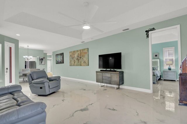 3265 Lakeshore Drive, Hutchinson Island, FL 34949