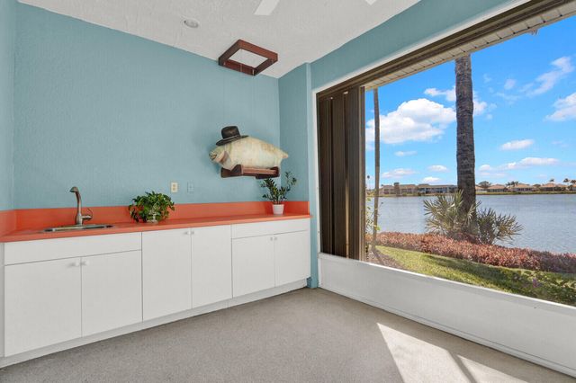 3265 Lakeshore Drive, Hutchinson Island, FL 34949