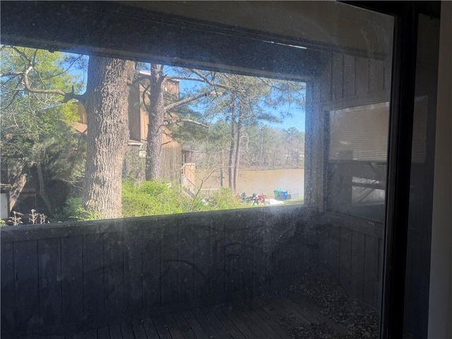 2764 Shellbark Road, Decatur, GA 30035