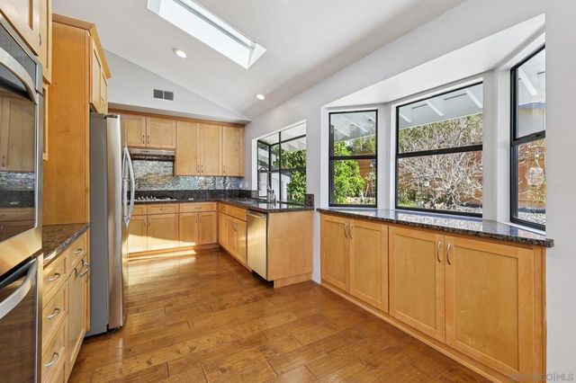 5727 Honors, San Diego, CA 92122