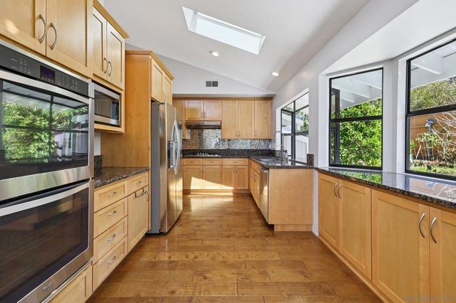 5727 Honors, San Diego, CA 92122