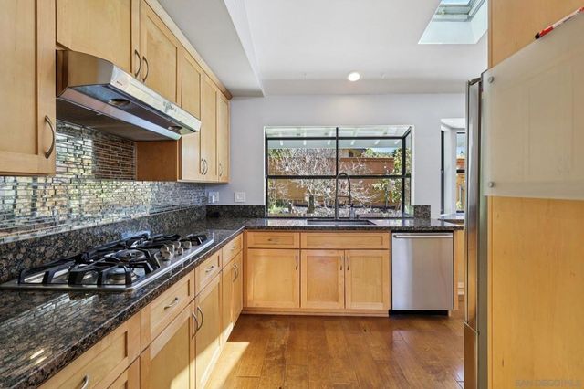 5727 Honors, San Diego, CA 92122