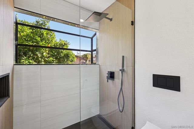 5727 Honors, San Diego, CA 92122