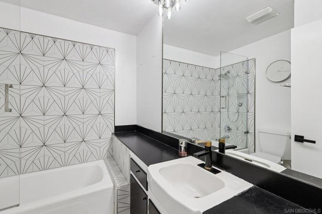 5727 Honors, San Diego, CA 92122