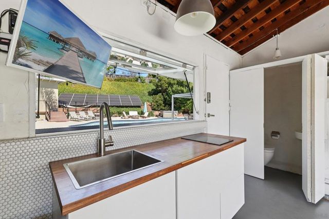 5727 Honors, San Diego, CA 92122