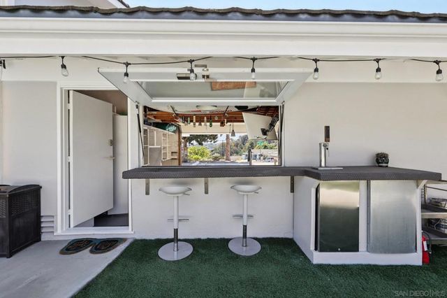 5727 Honors, San Diego, CA 92122