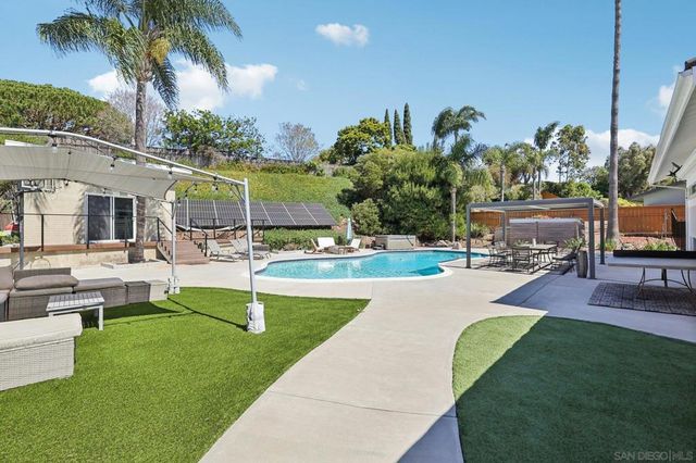 5727 Honors, San Diego, CA 92122