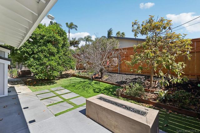 5727 Honors, San Diego, CA 92122