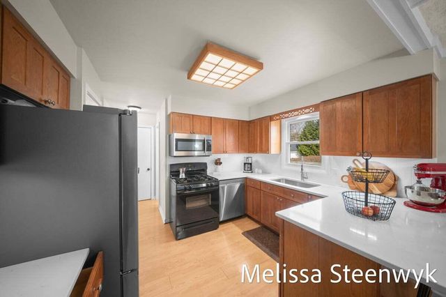 2091 Fawnwood Drive Se, City Of Kentwood, MI 49508