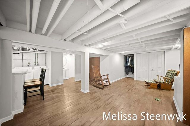 2091 Fawnwood Drive Se, City Of Kentwood, MI 49508