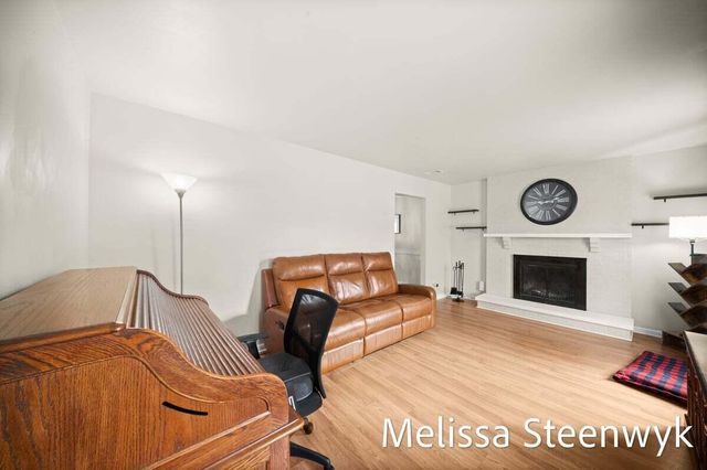 2091 Fawnwood Drive Se, City Of Kentwood, MI 49508