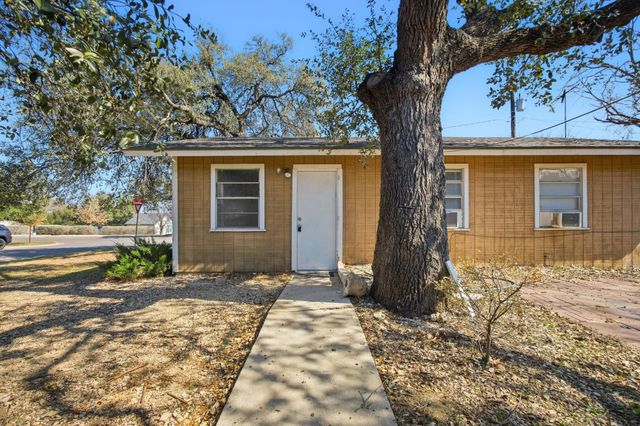 202 Forest ST, Georgetown, TX 78626