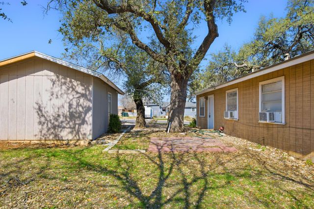 202 Forest ST, Georgetown, TX 78626