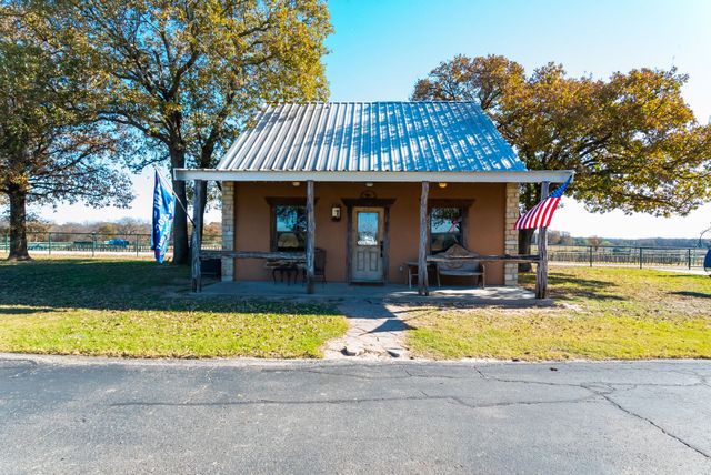 24860 N US Highway 281, Stephenville, TX 76401