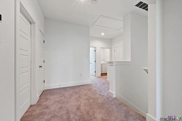 601 Lake Shelf Dr, Baton Rouge, LA 70820