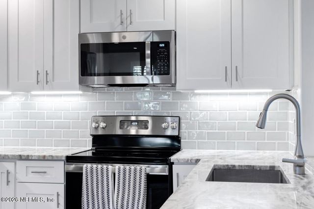 98 SANCHEZ Drive E, Ponte Vedra Beach, FL 32082