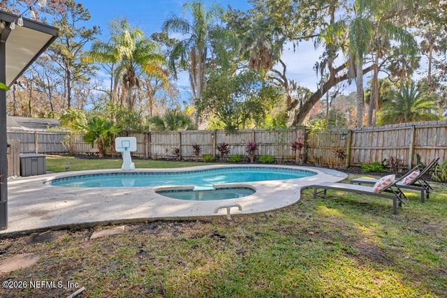 98 SANCHEZ Drive E, Ponte Vedra Beach, FL 32082