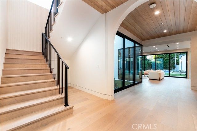 16749 Addison, Encino (los Angeles), CA 91436