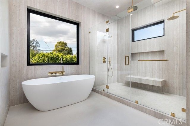 16749 Addison, Encino (los Angeles), CA 91436