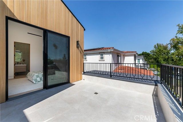 16749 Addison, Encino (los Angeles), CA 91436