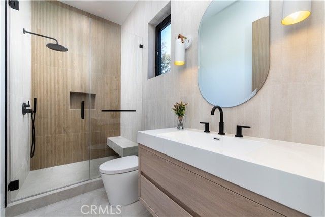 16749 Addison, Encino (los Angeles), CA 91436