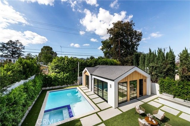 16749 Addison, Encino (los Angeles), CA 91436