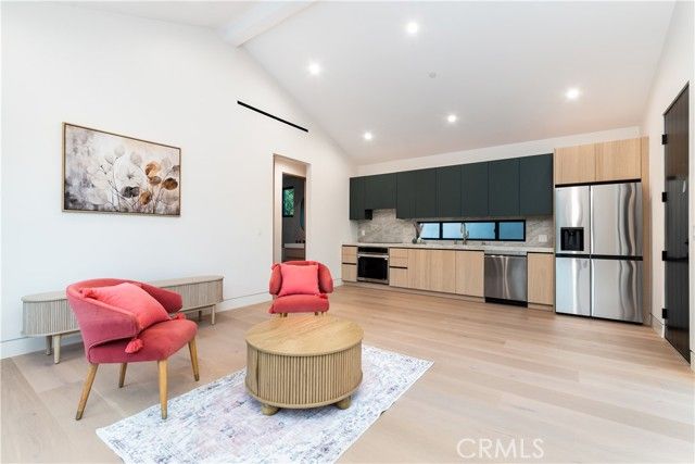 16749 Addison, Encino (los Angeles), CA 91436