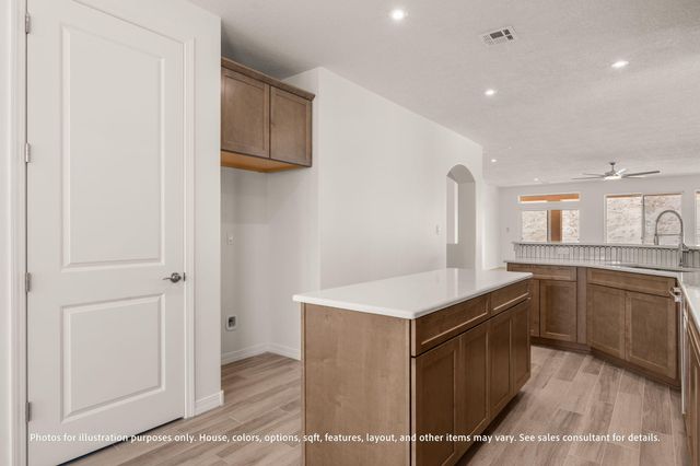 1561 Corta Corona SW, Los Lunas, NM 87031