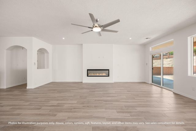 1561 Corta Corona SW, Los Lunas, NM 87031