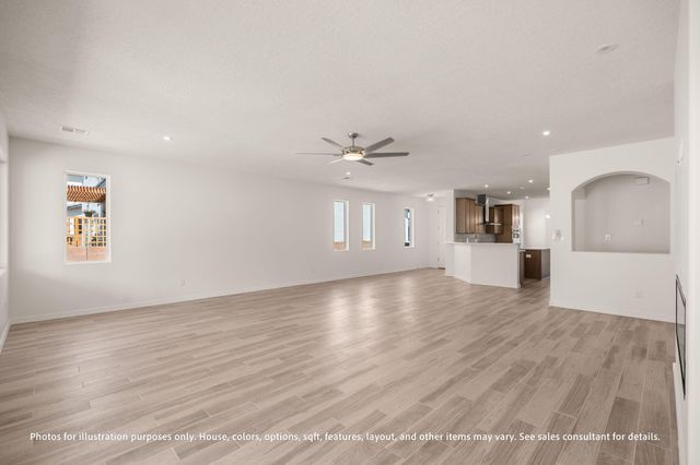 1561 Corta Corona SW, Los Lunas, NM 87031