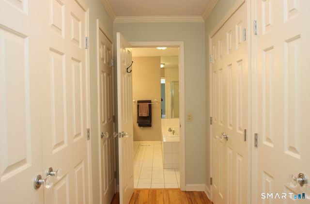 22 Meadowood Drive, New Milford, CT 06776