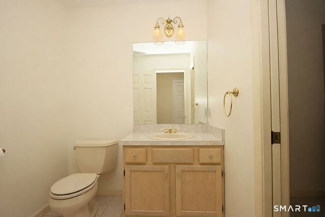 22 Meadowood Drive, New Milford, CT 06776