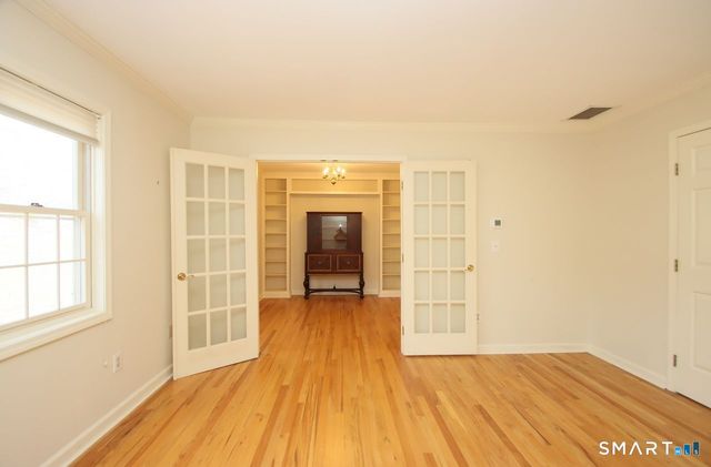 22 Meadowood Drive, New Milford, CT 06776